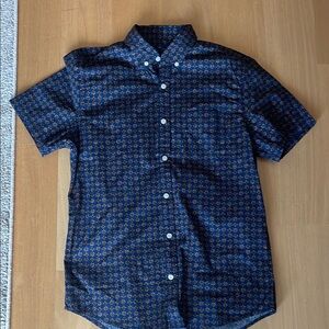 Gap Men's Navy Patterned Short Sleeve Shirt